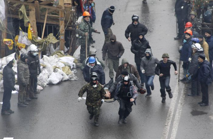 Violenţele de la Kiev: Cel puţin 77 de morţi şi 577 de răniţi, conform unui nou bilanţ oficial