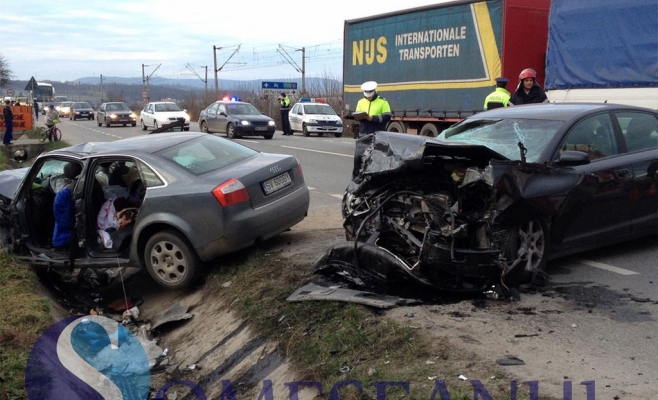 ACCIDENT rutier în Cluj. Opt persoane au fost rănite