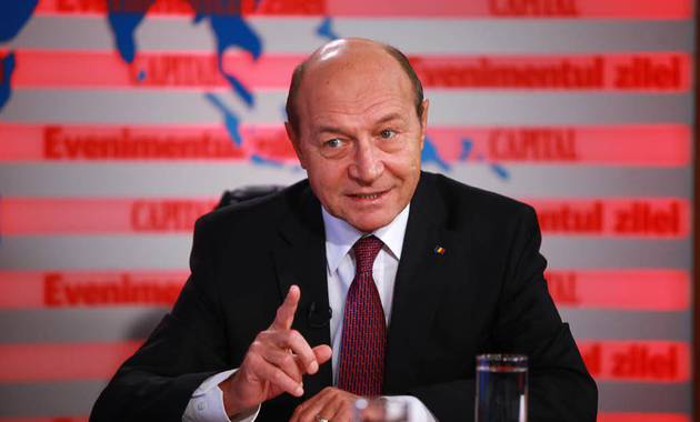 Băsescu: ANAF, OPC şi ANSVSA, în loc să fie instituţii ale statului de drept, sunt ale partidelor