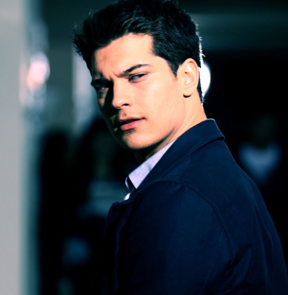 Cagatay Ulusoy, din Feriha, innebunit dupa midii umplute