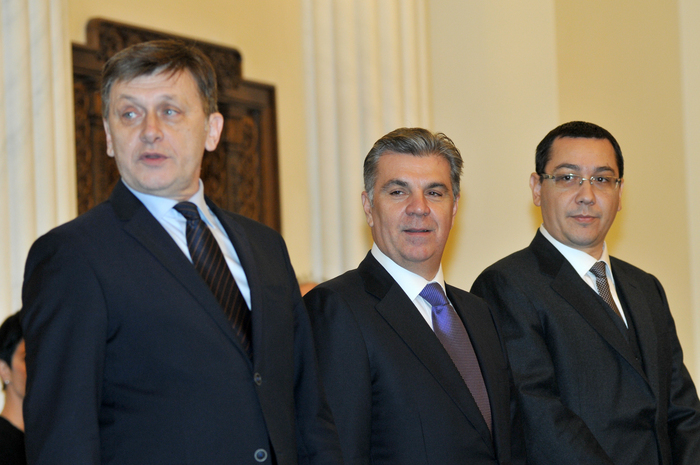 "Cetăţeanul" Victor Ponta vrea GRAŢIEREA lui Gică Popescu. Zgonea şi Antonescu sunt de acord. Ce părere aveţi?