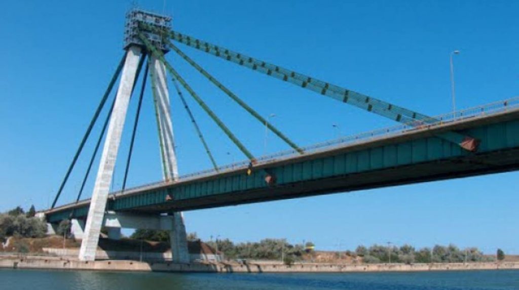 Constanța: De Paște și 1 Mai, restricții ridicate pentru autoturisme pe podul de la Agigea