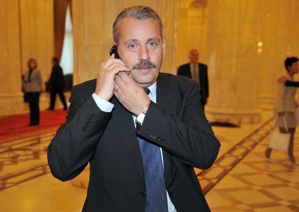 Deputatul PDL Mircea Man, găsit incompatibil de ANI