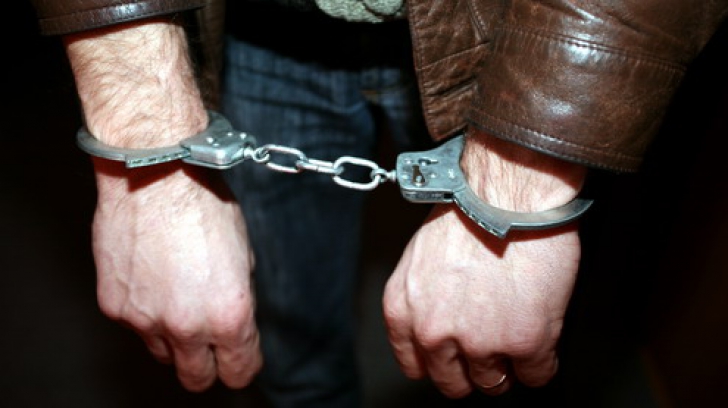 DNA: Lucrător de poliţie din IPJ Ilfov, arestat preventiv pentru o şpagă de 50.000 de lei
