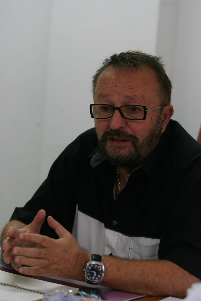 Doctorul Bengescu, „PĂRINTELE” TOXICOMANILOR din România: „Dealerii mi-au pus şi PISTOLUL LA CEAFĂ şi cuţitul în spate”