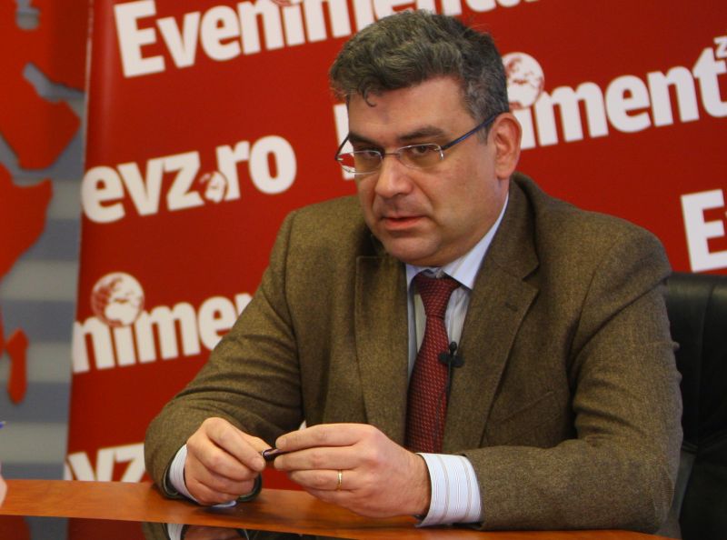 EVZ TV Alex Ştefănescu: ”Oamenii politici se simt complexați de intelectuali”