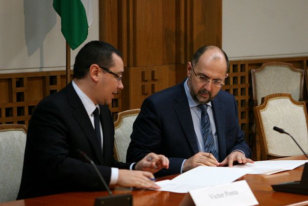 Guvernul a aprobat noul program de guvernare. Ponta: Nu e deloc pace cu Băsescu