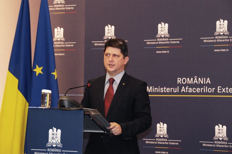 Ministrul român de Externe va efectua luni o vizită în Ucraina