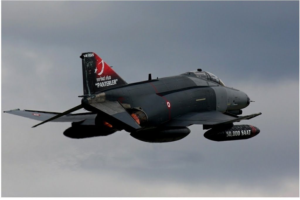 NEWS ALERT. Turcia a DOBORÂT un avion militar sirian