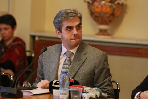 Nicolăescu îi cere lui Ponta să aprobe noua listă de medicamente compensate