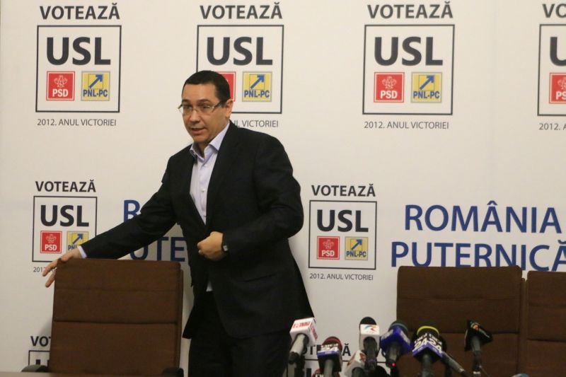 Premierul Victor Ponta, se întâlneşte, la Parlament, cu şeful TVR