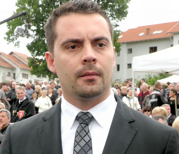 România interzice intrarea în ţară a extremiştilor de la Jobbik şi Garda Maghiară