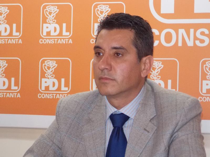 Senatorul PDL Gigi Chiru: „Aşa cum a vândut Constanţa, bucată cu bucată,Radu Mazăre va face la fel şi cu Portul”
