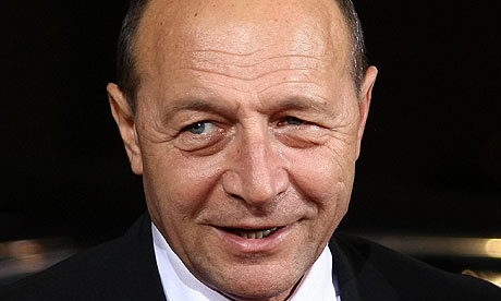 Traian Băsescu: "Ar trebui interzisă prezenţa grupului extremist maghiar Jobbik în România"