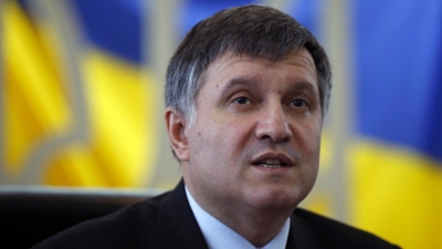 Ucraina: Poliţia a găsit 42 de kg de aur şi 4,8 milioane de dolari cash în casa fostului ministru al Energiei
