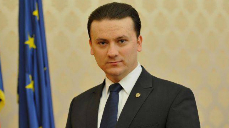 Un membru CNA cere demisia directorului general interimar al TVR, Stelian Tănase