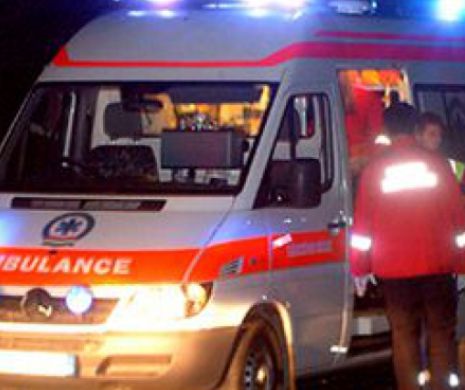 Accident soldat cu patru răniți în Vâlcea. DN 64, blocat complet între Râmnicu Vâlcea şi Drăgăşani