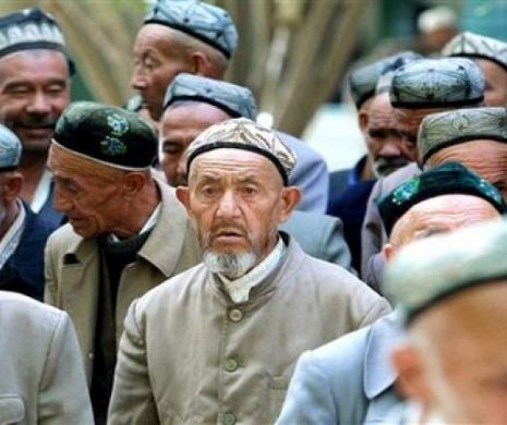 Bărbaţii cu barbă, DENUNŢAŢI contra cost în China