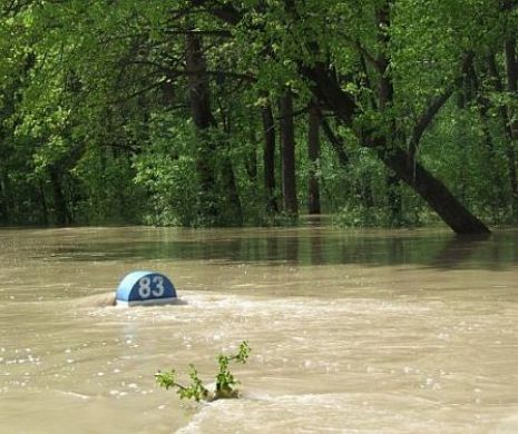 COD ROȘU de inundaţii în Teleorman până marţi seară