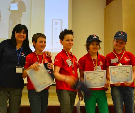 Copii DEȘTEPȚI. Patru puști reprezintă România la olimpiada internațională a jocurilor logice
