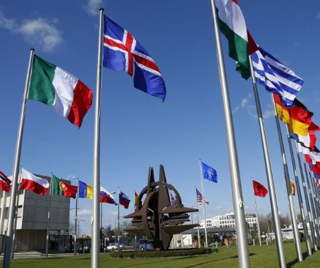 CRIZA DIN UCRAINA: NATO își desfășoară noul dispozitiv în Estul Europei