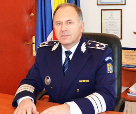 Cum l-au UMILIT HOȚII pe șeful POLIȚIEI din Iași chiar la el ACASĂ. L-a lăsat și fără HAINE