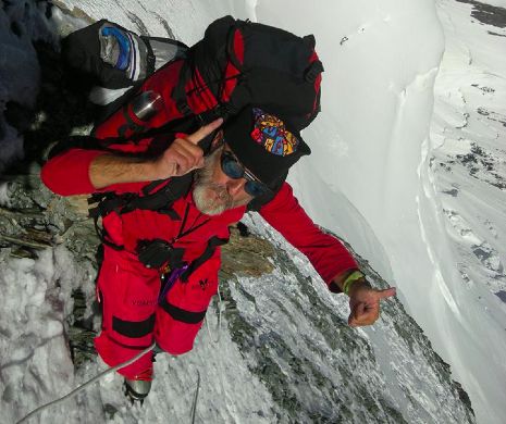 Doi alpiniști români salvați cu elicopterul din Himalaya. Unul a fost internat în spital