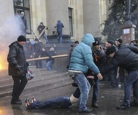 Guvernul de la Kiev avertizează că va pune capăt tensiunilor din estul țării în 48 de ore
