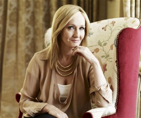O nouă carte semnată J.K. Rowling, despre universul de la Hogwarts, va fi transpusă pe marile ecrane