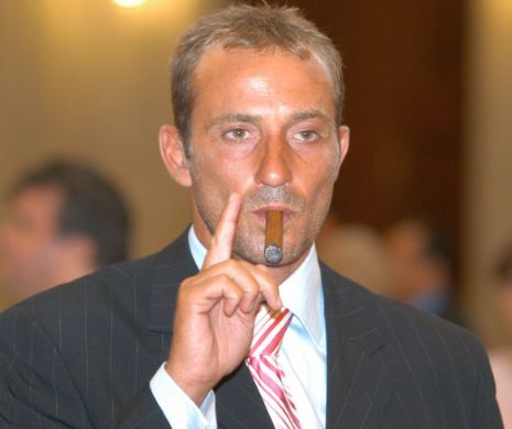 Radu Mazăre audiat din nou la DNA : ”Astea sunt armele lui Băsescu, DNA şi serviciile care ne ascultă”