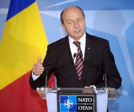 Traian Băsescu, declarații de presă după vizitarea distrugătorului american „USS Donald Cook"