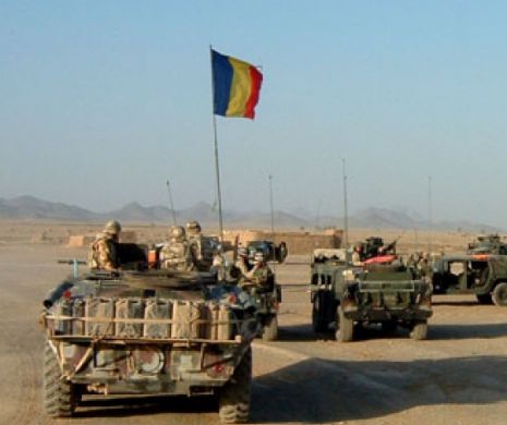 Trei din cei cinci militari români răniţi duminică în Afganistan au fost transferaţi în Germania