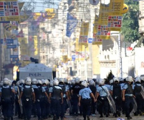 Ciocniri violente la Istanbul între poliție și manifestanți