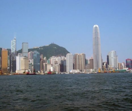 Coliziune între două nave la Hong Kong, soldată cu 33 de răniţi