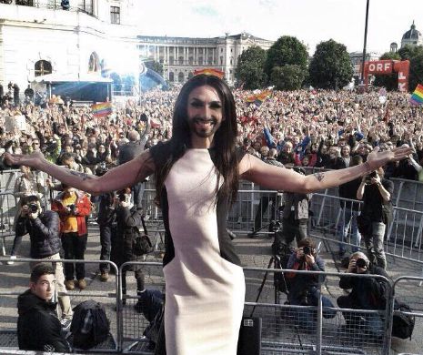 Conchita Wurst, spectacol în fața a 10.000 de ADMIRATORI în Viena. ”Există speranţă într-un viitor fără discriminare şi ură”