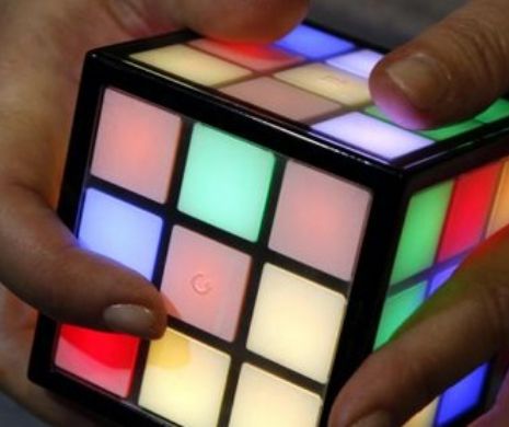 CUBUL RUBIK, sărbătorit de Google la 40 de ani de la inventarea sa. Cum a apărut puzzle-ul care a pus la încercare mintea întregii lumi | VIDEO