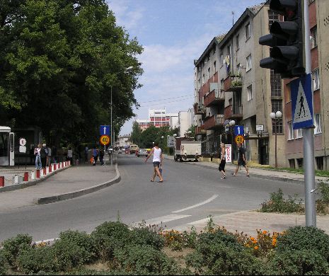 Explozia unei grenade într-o discotecă, soldată cu 30 de victime