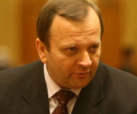 Flutur: PDL cere premierului să-l demită pe prefectul de Dâmboviţa; a făcut campanie în ziua alegerilor
