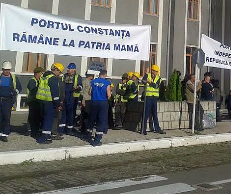 Grevă în Portul Constanţa: Peste 300 de sindicalişti protestează împotriva lui Mazăre şi Victor Ponta: Portul Constanţa, independent faţă de republica baronilor locali