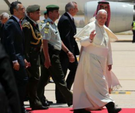 Papa Francisc se află în Iordania