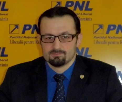 Senatorul liberal Cristian Bodea cere demisia staff-ului de campanie. PLUS: Fuziune sub numele „Partidul Liberal”