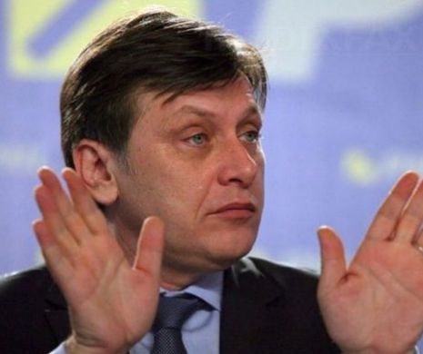 Traian Băsescu: Antonescu, drăguțul, și-a schimbat discursul. Rămâne de văzut dacă și-a schimbat doar blana