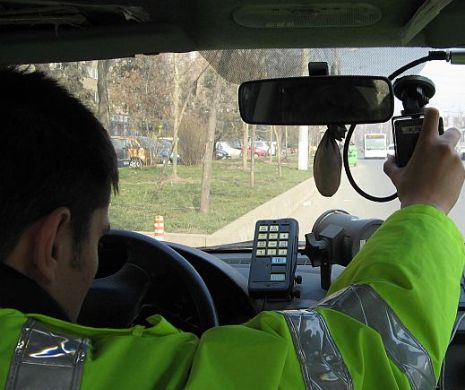 Un tânăr a fost prins conducând cu 206 km/h pe Autostrada Transilvania