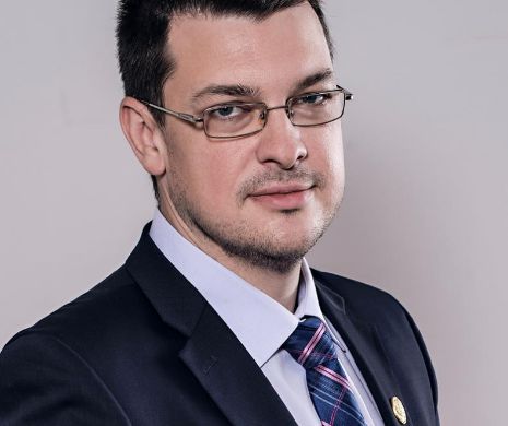 Deputatul Ovidiu Raețchi vrea vot deschis la solicitările de ridicare a imunității parlamentare
