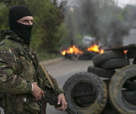 Estul Ucrainei: Rebelii controlează 200 km de graniţă cu Rusia