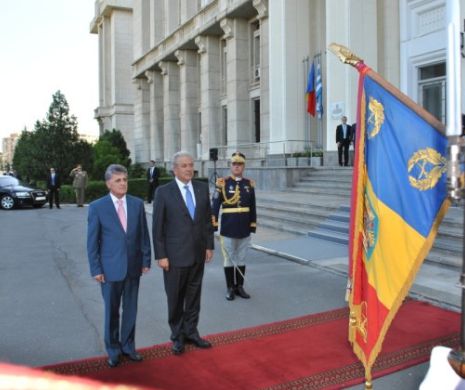 Ministrul Apărării din Grecia: "Am decis să extindem colaborarea cu România în plan militar"