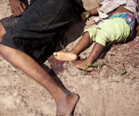 MUNŢI DE CADAVRE. Ucişi pentru că erau creştini. Masacru din Kenya care a îngrozit lumea. Copii şi părinţi au fost omorâţi cu sânge rece | FOTO CU IMPACT EMOŢIONAL