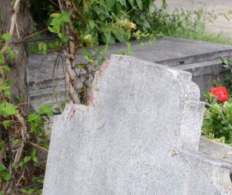 O timișoreancă a fost rănită GRAV de o cruce din cimitir. Cum s-a întâmplat totul