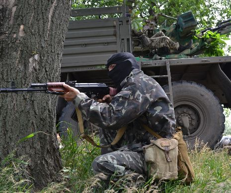 UCRAINA. Opt tineri din Cernăuţi, UCIȘI în luptele din Lugansk. Nu se știe dacă printre ei sunt și ROMÂNI