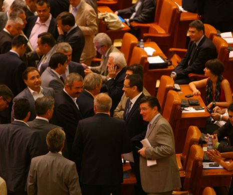 Deputaţii au adoptat proiectul de lege privind cartelele pre-pay